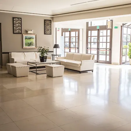 Grand Itria Congress &