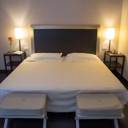 Grand Itria Congress & 4*