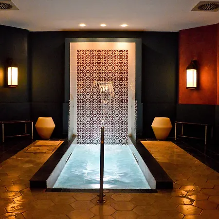 Grand Itria Congress & Otel 4*