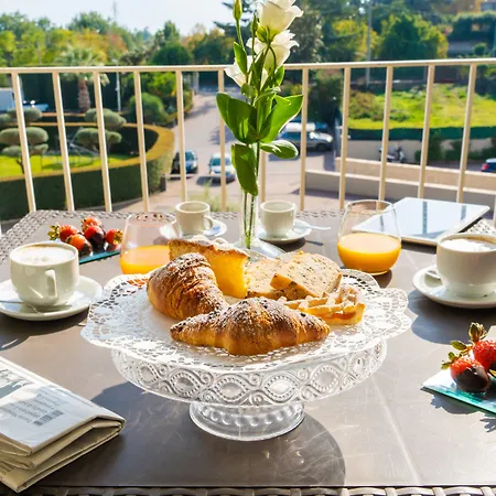 Grand Itria Congress & Otel 4*