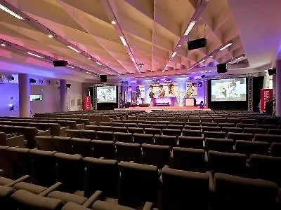 Grand Itria Congress & فندق