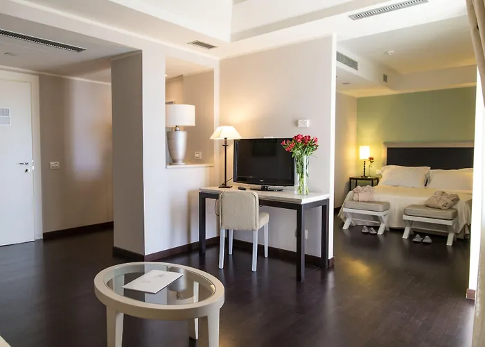 Grand Itria Congress & 4*