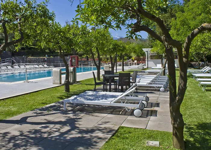 فندق Grand Itria Congress & 4*